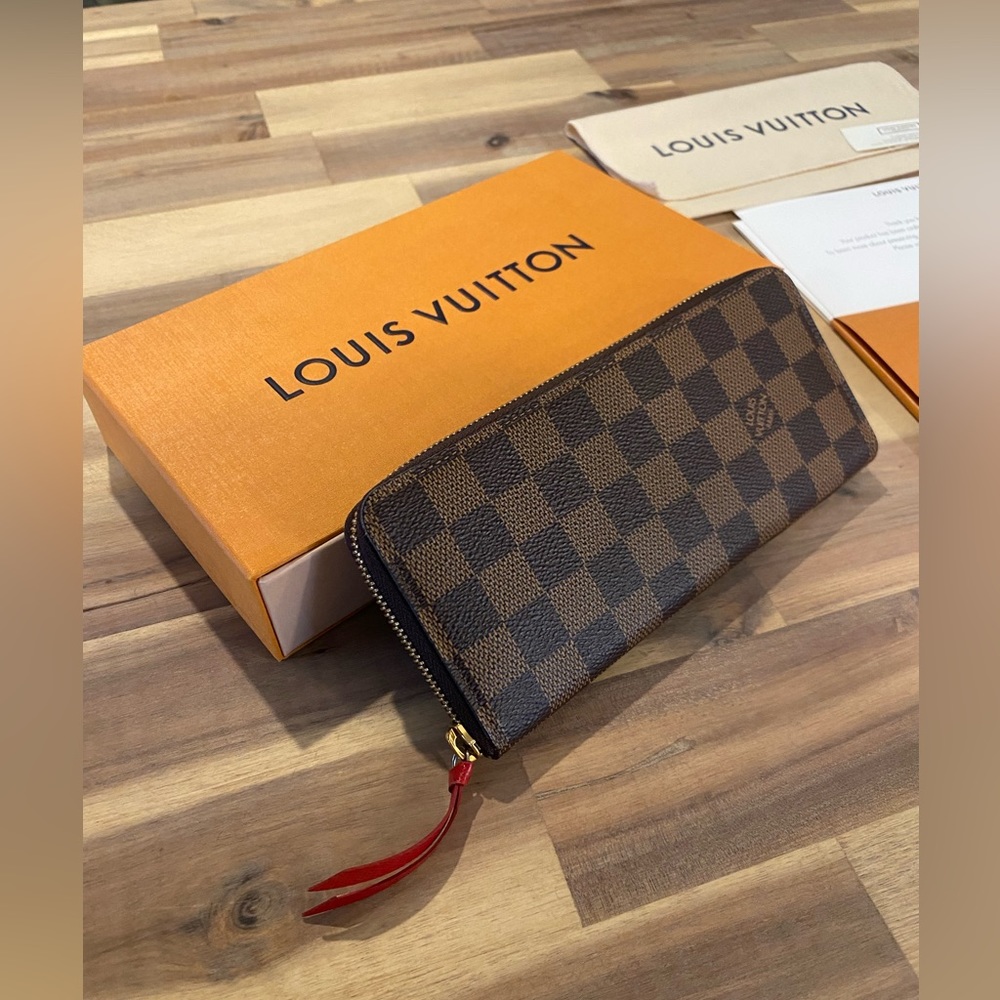 Louis Vuitton Wallet